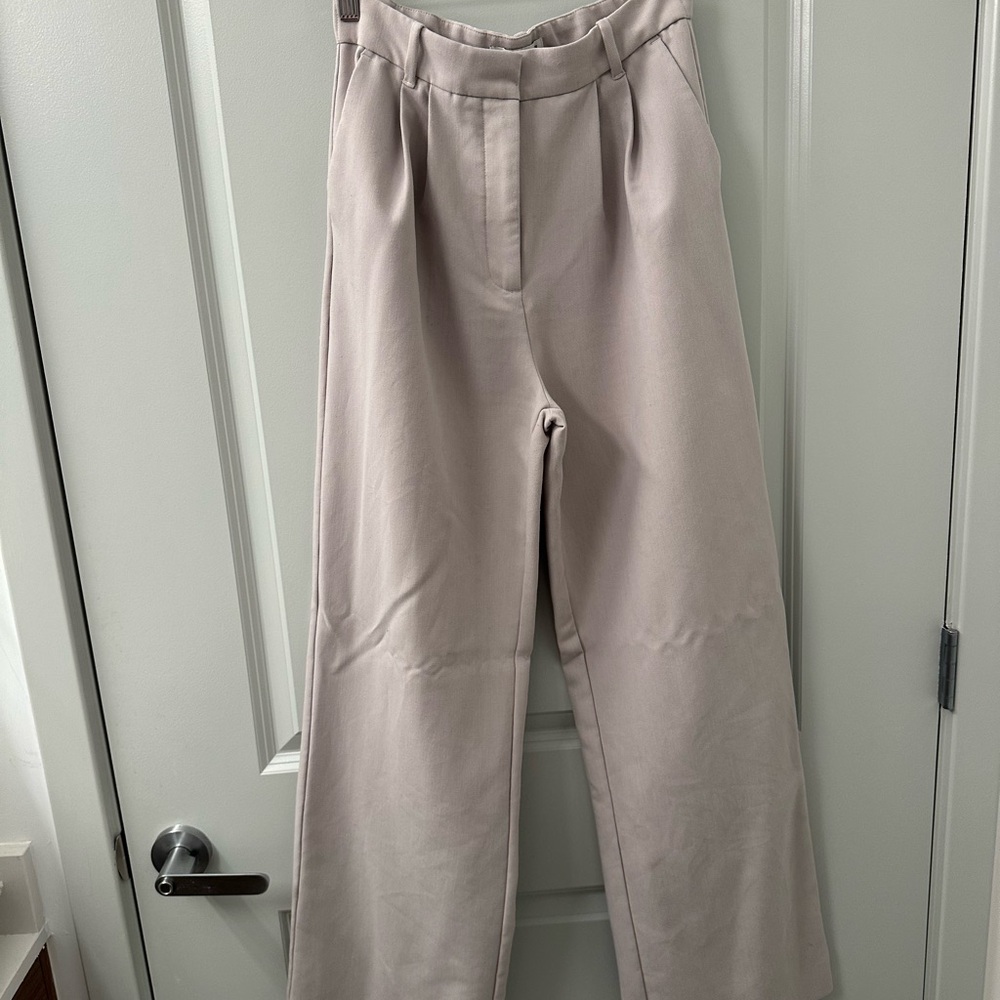 Abercrombie & Fitch Wide Leg Sloane Pant